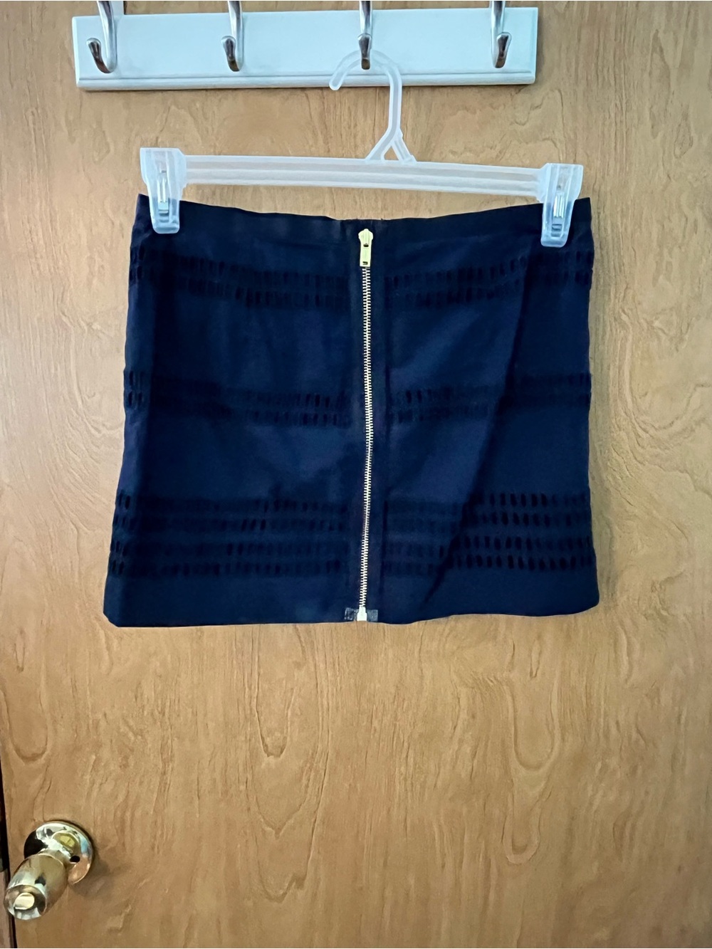 GAP Eyelet Navy Blue Mini Skirt Gold Zipper Lined Women’s Petite Waist 30” EUC
